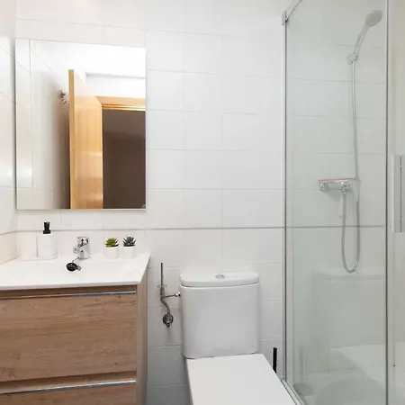 Casa De La Laguna By Bevalle